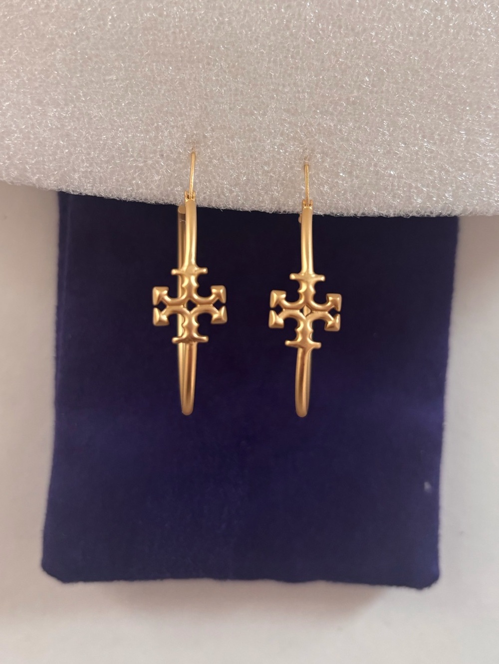 NWOT Tory Burch Eleanor Hoop Earring - Picture 2 of 4